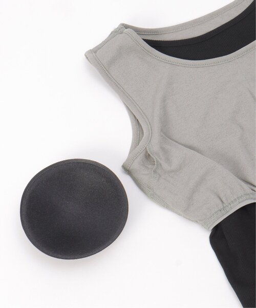 notch.(ノッチ)の「カップ付きレイヤードタンクトップ(タンクトップ・レディース・グレー/ブラック/ブラウン・M)」の13枚目の写真