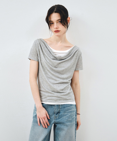 MONGDOL(モンドル)の「ドレープネックレイヤード半袖TシャツグレーMDTS094GRAY(Tシャツ/カットソー・レディース・その他・F)」の2枚目の写真
