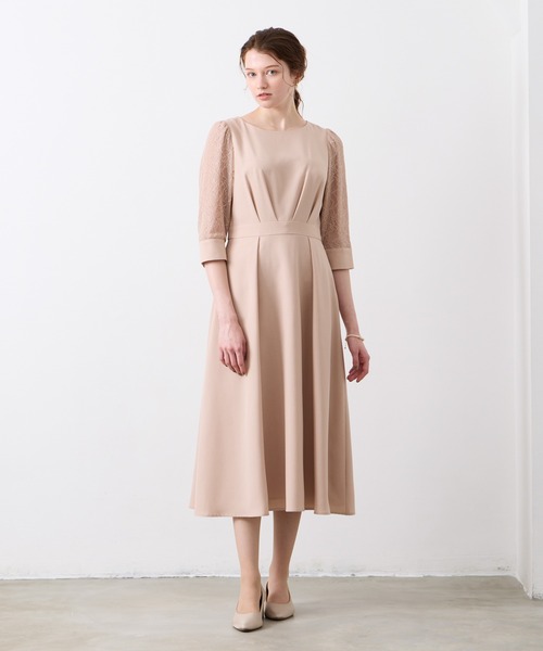 AIMER レース袖×ウエストタックフィット&フレアワンピース　Mサイズ セール】レース袖×ウエストタックフィット&フレアワンピース 結婚式