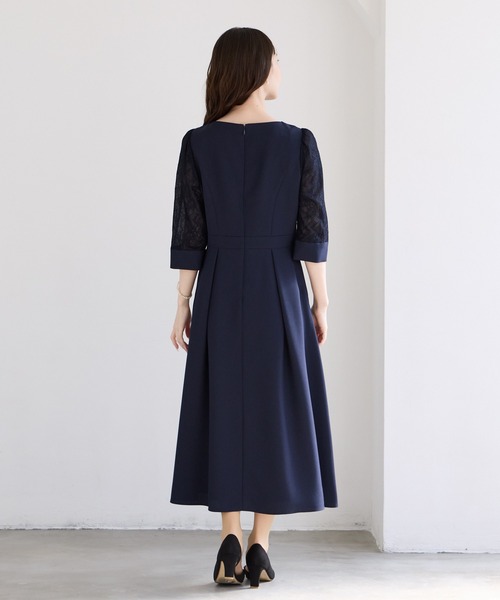 AIMER レース袖×ウエストタックフィット&フレアワンピース　Mサイズ レース袖×ウエストタックフィット&フレアワンピース 結婚式 お呼ばれ