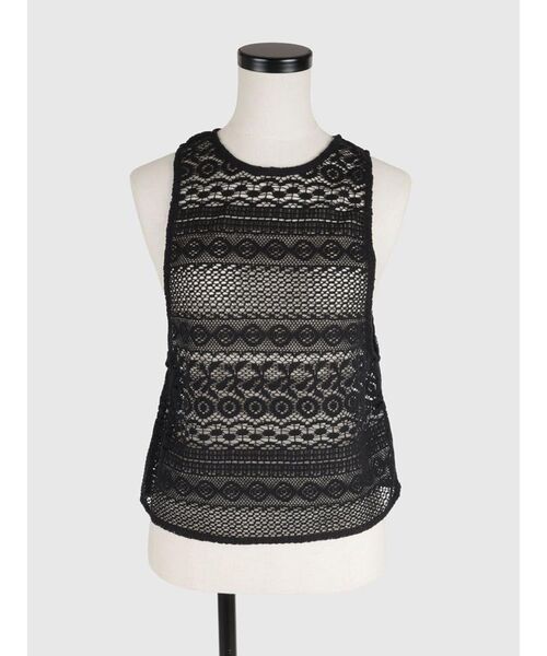 FIKA.(フィーカ)の「Sleeveless crochet knit top(シャツ/ブラウス・レディース・ブラック/オフホワイト/レッド・MEDIUM)」の4枚目の写真