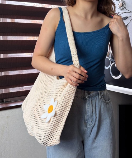 Loco Ocean(ロコオーシャン)の「フラワーモチーフ メッシュ編みトートバッグ / クロシェ風バッグ(トートバッグ・レディース・ベージュ/カーキ/グリーン・ONE SIZE)」の1枚目の写真
