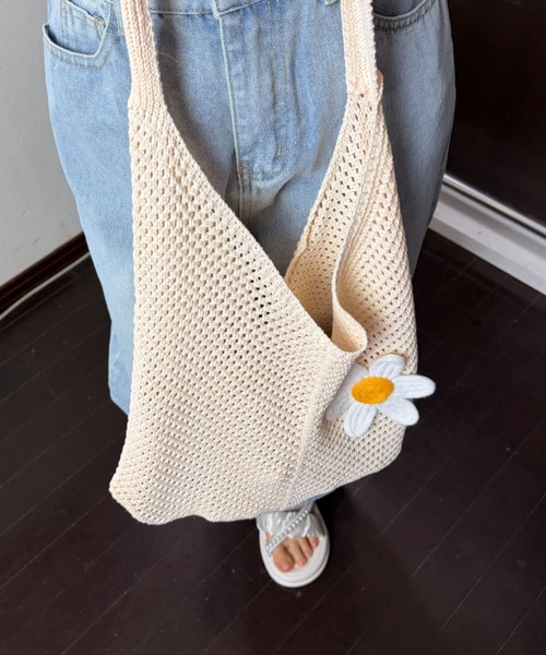 Loco Ocean(ロコオーシャン)の「フラワーモチーフ メッシュ編みトートバッグ / クロシェ風バッグ(トートバッグ・レディース・ベージュ/カーキ/グリーン・ONE SIZE)」の11枚目の写真