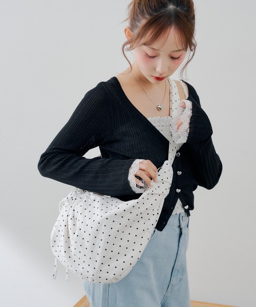 continuer de NICE CLAUP(コンティニューデナイスクラップ)の「【WEB限定】ドットショルダーバッグ(ショルダーバッグ・レディース・ネイビー/ホワイト・FREE)」の3枚目の写真