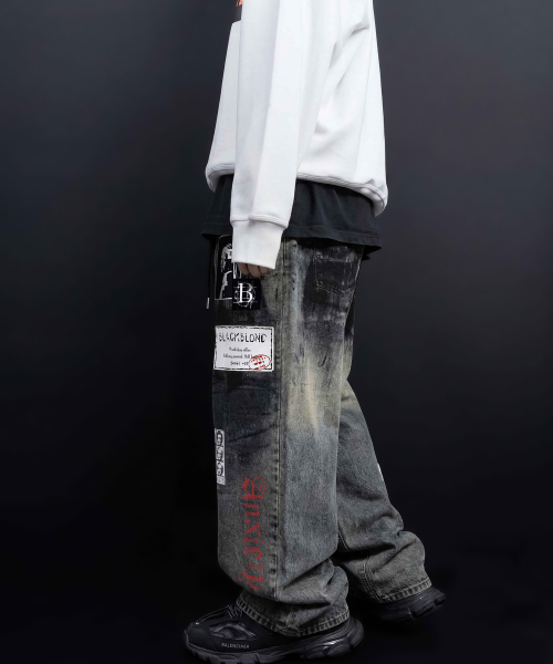 BLACK BLOND(ブラック ブロンド)の「ビビディエンザイアティマルチパッチデニムパンツ(ラスティブルー)(デニムパンツ・レディース・その他・SMALL/MEDIUM/LARGE/X-LARGE/XX-LARGE)」の6枚目の写真