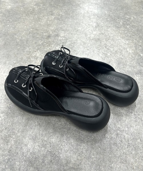 Never mind the XU / Chikashitsu+(ネバーマインド ザ エックスユー / チカシツプラス)の「【Nerd out XU】ribbon round pumps / 【ナードアウトエックスユー】リボンラウンドパンプス<着用動画あり>(パンプス・レディース・ブラック・38/37)」の7枚目の写真