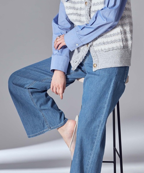 SOMETHING(サムシング)の「サマーデニムセミワイドパンツ(デニムパンツ・レディース・ライトインディゴブルー・M/S)」の11枚目の写真