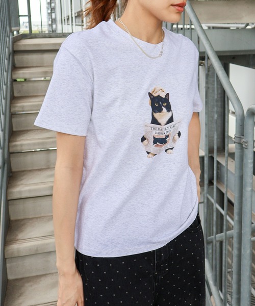 SpRay(スプレイ)の「CAT転写Tシャツ(Tシャツ/カットソー・レディース・チャコールグレー/オフホワイト/ブラウン/オートミール・FREE)」の13枚目の写真