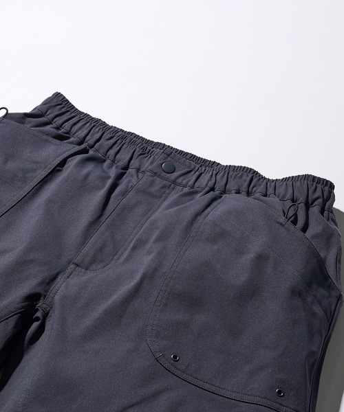 MAISON CLUB（メゾンクラブ）の「【MAISON CLUB】TACTICAL UTILITY SHORTS / タクティカルユーティリティショーツ　水陸両用/ストレッチ素材/速乾/UVカット/水着（その他パンツ・メンズ・グレー/ブラック・L/M）」の3枚目の写真