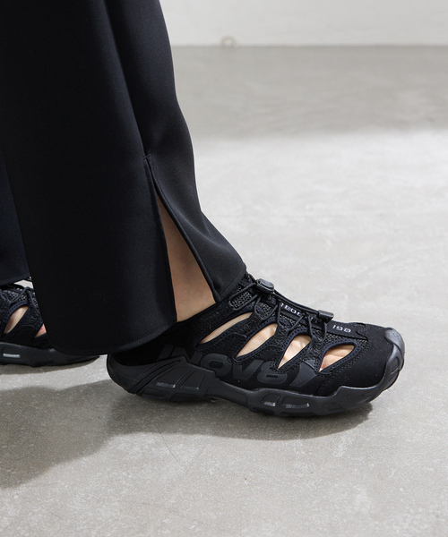 IENA（イエナ）の「INOV8/イノヴェイト RECOLITE 190 UNI サンダル NO5SSD01U（その他シューズ・レディース・ブラック・23cm/25cm/24cm）」の4枚目の写真