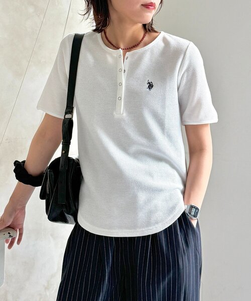 U.S. POLO ASSN.(ユーエスポロアッスン)の「【U.S. POLO ASSN.】ワッフルヘンリーT(Tシャツ/カットソー・レディース・ネイビー/グレー/ブラック/アイボリー/ブラウン/ホワイト・FREE)」の1枚目の写真