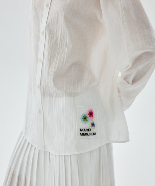 Mardi Mercredi(マルディメクルディ)の「SHEER COTTON SHIRT FLOWER PATCH / シアー コットン シャツ フラワー パッチ(シャツ/ブラウス・レディース・ホワイト・FREE)」の5枚目の写真