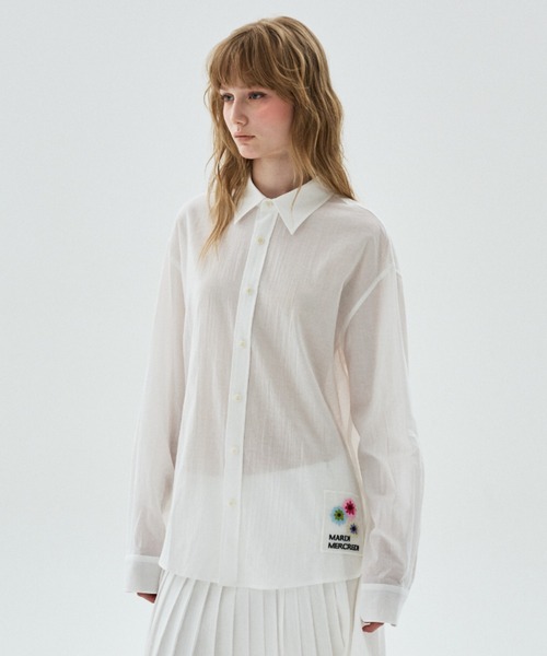 Mardi Mercredi(マルディメクルディ)の「SHEER COTTON SHIRT FLOWER PATCH / シアー コットン シャツ フラワー パッチ(シャツ/ブラウス・レディース・ホワイト・FREE)」の2枚目の写真