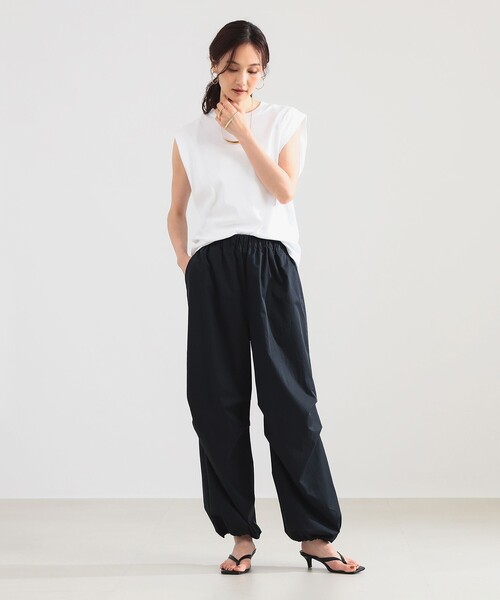 Demi-Luxe BEAMS（デミルクス ビームス）の「【8/6値下げ】ドロスト タフタ パンツ［接触冷感］（その他パンツ・レディース・ブラック系その他3/ブラック・36/38）」の9枚目の写真
