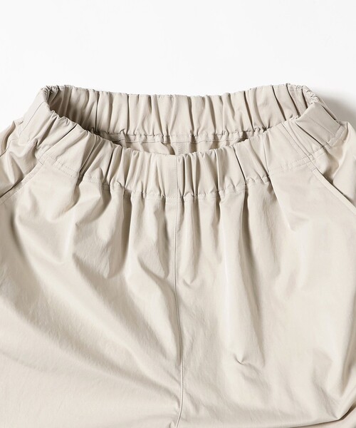 Demi-Luxe BEAMS（デミルクス ビームス）の「【8/6値下げ】ドロスト タフタ パンツ［接触冷感］（その他パンツ・レディース・ブラック系その他3/ブラック・36/38）」の13枚目の写真