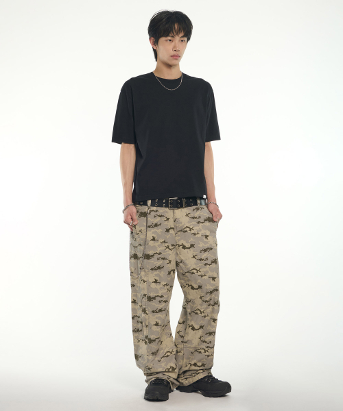 NOMANUAL(NOMANUAL)の「NM PLAIN CROP T-SHIRT - BLACK(Tシャツ/カットソー・レディース・その他・SMALL/MEDIUM/LARGE/X-LARGE)」の3枚目の写真