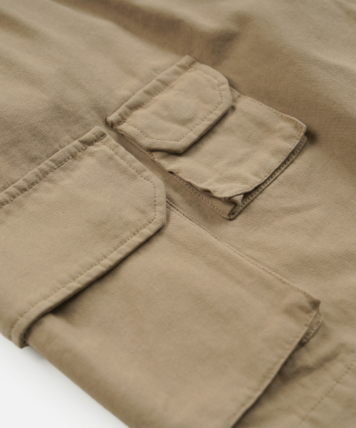 FRIZMWORKS(フリズムワークス)の「CANVAS MULTI POCKET SHORTS _ KHAKI BEIGE(その他パンツ・メンズ・その他・SMALL/MEDIUM/LARGE/X-LARGE)」の7枚目の写真