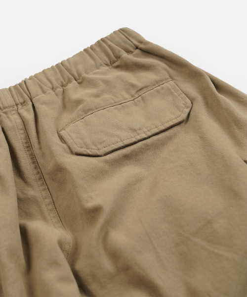 FRIZMWORKS(フリズムワークス)の「CANVAS MULTI POCKET SHORTS _ KHAKI BEIGE(その他パンツ・メンズ・その他・SMALL/MEDIUM/LARGE/X-LARGE)」の8枚目の写真