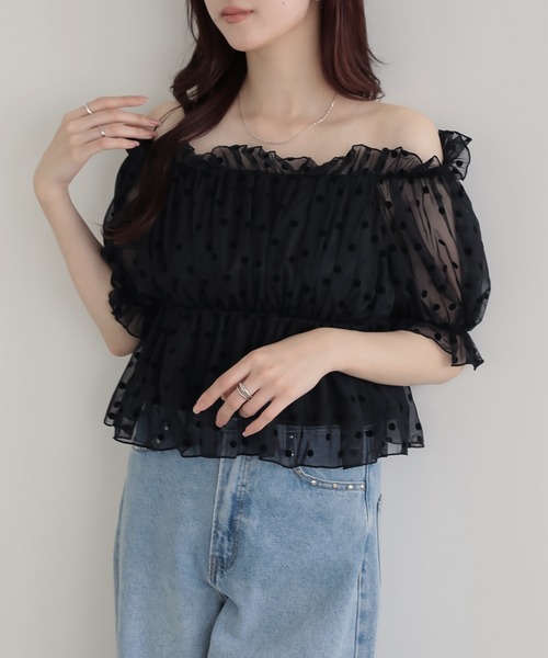 nouvellemoi(ヌーベルモイ)の「2wayフリルショート丈ペプラムトップス(その他トップス・レディース・ブラック/アイボリー・M)」の7枚目の写真