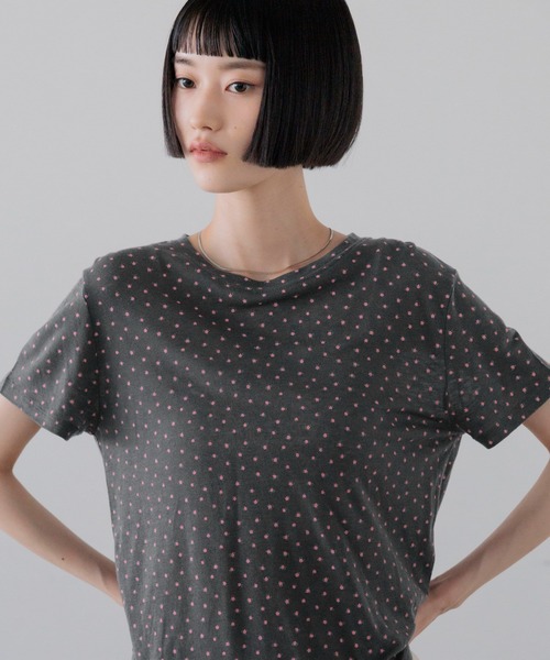 LOWRYS FARM(ローリーズファーム)の「アソートシアーTEE 638393(Tシャツ/カットソー・レディース・ブラック/ホワイト/チャコールグレー/ピンク/ブルー・FREE)」の21枚目の写真