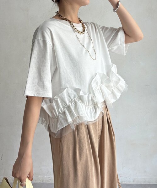 DouDou(ドゥドゥ)の「【WEB限定】裾フリルTEE(Tシャツ/カットソー・レディース・グレー/ブラック/オフホワイト・FREE)」の11枚目の写真