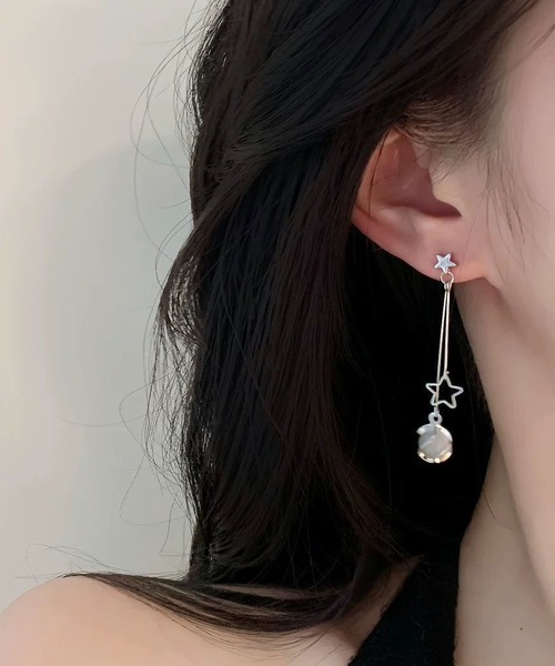 LA VORAGINE(ラ ヴォラジネ)の「デザインピアス(ピアス(両耳用)・レディース・B/C/E/D/A・FREE)」の3枚目の写真