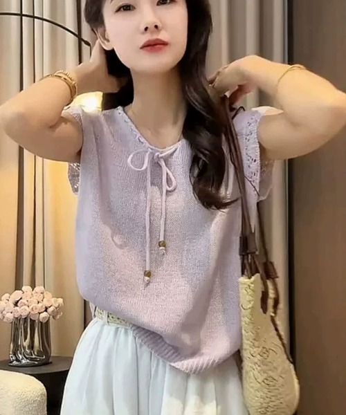 Girly Doll(ガーリードール)の「Vネックリボン付きサマーニット(ニット/セーター・レディース・ブルー/イエロー/パープル/ベージュ・FREE)」の1枚目の写真