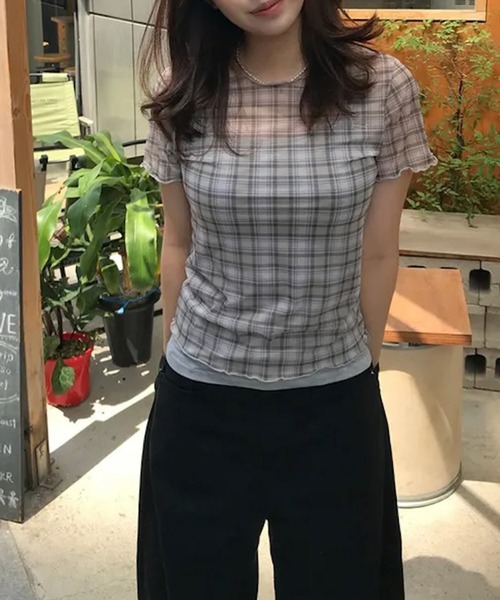 shyam inspiration（シャムインスピレーション）の「シアータイトチェックプリントTシャツ/メローフリル/半袖/シアートップス（Tシャツ/カットソー・レディース・グレー/アイボリー・F）」の19枚目の写真