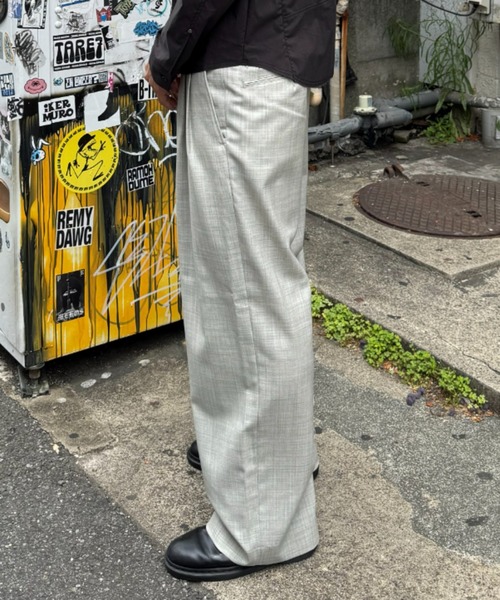 marka(マーカ)の「別注DOUBLE PLEATED WIDE TROUSERS(スラックス・メンズ・ライトグレー/グレー/ストライプ・1/3/2)」の8枚目の写真