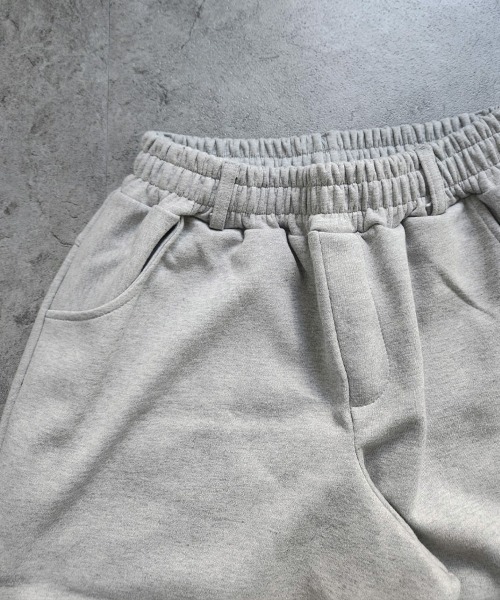 YACA(ヤーカ)の「Leopard Double Pocket Sweat PT/レオパードダブルポケットスウェットパンツ(スウェットパンツ・レディース・グレー/ブラック・FREE)」の4枚目の写真