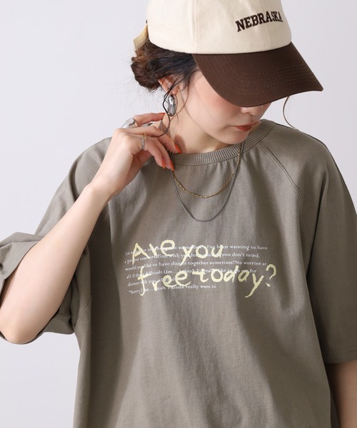 Arinomama（アリノママ）の「16s空紡糸天竺 220g/㎡ ゆるフォントTシャツ 半袖（Tシャツ/カットソー・レディース・カーキ/オフホワイト/ブラック/杢グレー・FREE）」の4枚目の写真