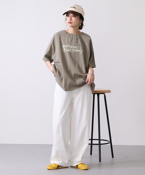 Arinomama（アリノママ）の「16s空紡糸天竺 220g/㎡ ゆるフォントTシャツ 半袖（Tシャツ/カットソー・レディース・カーキ/オフホワイト/ブラック/杢グレー・FREE）」の6枚目の写真