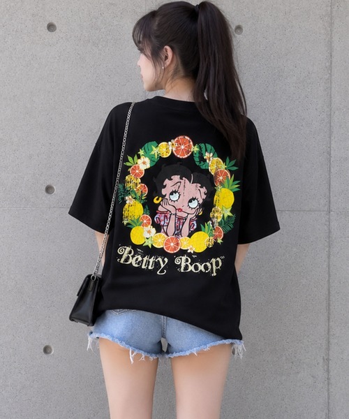 GLAMOROUS JANE（グラマラスジェーン）の「BETTY BOOPフルーツプリントTシャツ（Tシャツ/カットソー・レディース・モスグリーン/ブラック/オフホワイト・FREE）」の6枚目の写真