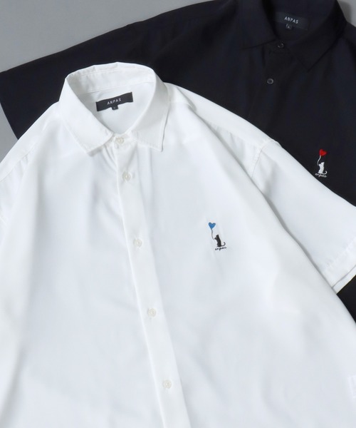 SITRY(シトリー)の「Cat & Heart Embroidery Shirt/猫&ハート ワンポイント刺繍 ビッグシルエット 半袖シャツ(シャツ/ブラウス・メンズ・ブラック/ホワイト/ホワイト系その他2/ホワイト系その他3/ブラック系その他2/ブラック系その他3/ホワイト系その他/ブラック系その他・M/L)」の2枚目の写真