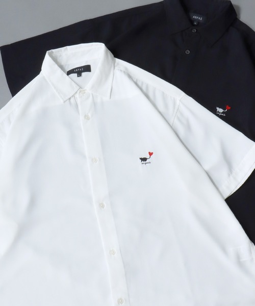 SITRY(シトリー)の「Cat & Heart Embroidery Shirt/猫&ハート ワンポイント刺繍 ビッグシルエット 半袖シャツ(シャツ/ブラウス・メンズ・ブラック/ホワイト/ホワイト系その他2/ホワイト系その他3/ブラック系その他2/ブラック系その他3/ホワイト系その他/ブラック系その他・M/L)」の3枚目の写真
