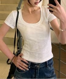 U-neck slim tee