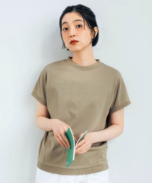 THREE FIFTY STANDARD(スリーフィフティースタンダード)の「THREE FIFTY STANDARD 汗じみ軽減機能付き切り替えデザインTシャツ(Tシャツ/カットソー・レディース・ベージュ/チャコールグレー/杢グレー・M/L/LL)」の1枚目の写真