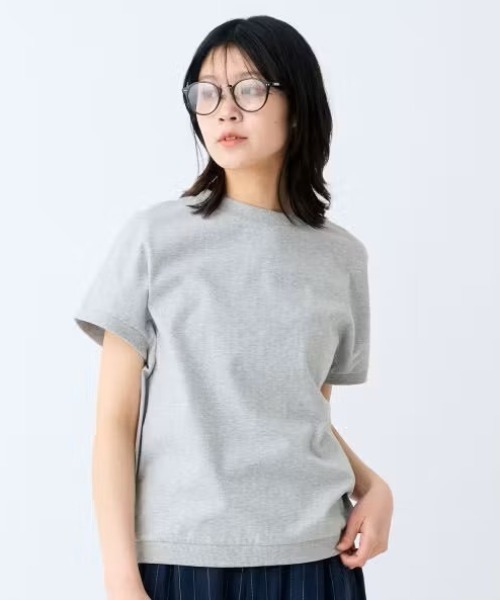 THREE FIFTY STANDARD(スリーフィフティースタンダード)の「THREE FIFTY STANDARD 汗じみ軽減機能付き切り替えデザインTシャツ(Tシャツ/カットソー・レディース・ベージュ/チャコールグレー/杢グレー・M/L/LL)」の3枚目の写真