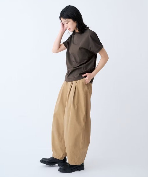 THREE FIFTY STANDARD(スリーフィフティースタンダード)の「THREE FIFTY STANDARD 汗じみ軽減機能付き切り替えデザインTシャツ(Tシャツ/カットソー・レディース・ベージュ/チャコールグレー/杢グレー・M/L/LL)」の5枚目の写真