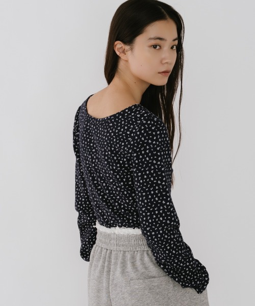 duei(デュイ)の「小花柄切替ロングスリーブトップス(Tシャツ/カットソー・レディース・ネイビー/ホワイト・FREE)」の16枚目の写真