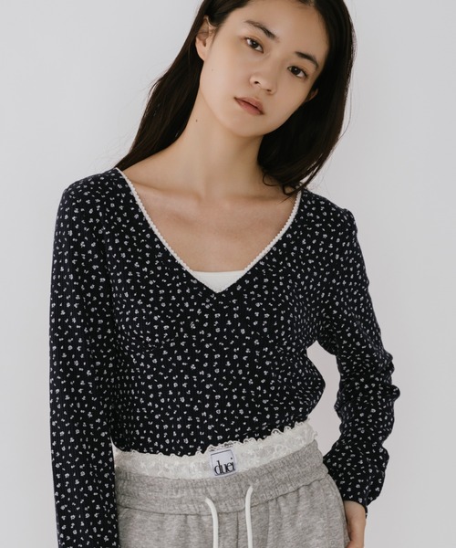 duei(デュイ)の「小花柄切替ロングスリーブトップス(Tシャツ/カットソー・レディース・ネイビー/ホワイト・FREE)」の17枚目の写真