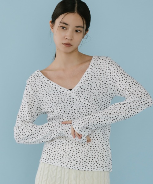 duei(デュイ)の「小花柄切替ロングスリーブトップス(Tシャツ/カットソー・レディース・ネイビー/ホワイト・FREE)」の3枚目の写真