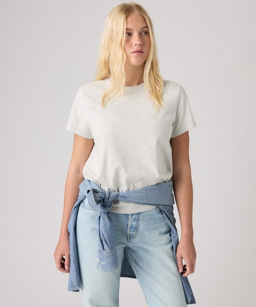 Levi's(リーバイス)の「Levi's/リーバイス スラブTシャツ(Tシャツ/カットソー・レディース・グレー・M/S/XS)」の1枚目の写真