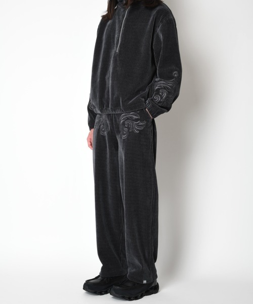 SUPERTHANKS(スーパーサンクス)の「<オリジナル刺繍>ストレッチコーデュロイサイドタックバルーンパンツStretch corduroy Side-tuck balloon pants(その他パンツ・メンズ・ブラック/チャコールグレー・L/M/S)」の11枚目の写真