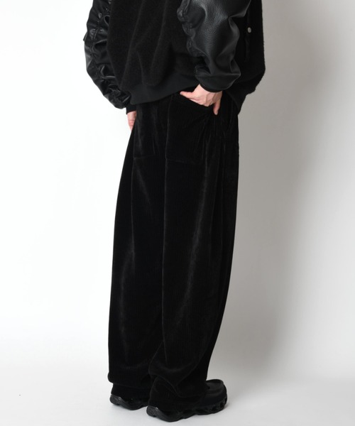 SUPERTHANKS(スーパーサンクス)の「<オリジナル刺繍>ストレッチコーデュロイサイドタックバルーンパンツStretch corduroy Side-tuck balloon pants(その他パンツ・メンズ・ブラック/チャコールグレー・L/M/S)」の19枚目の写真