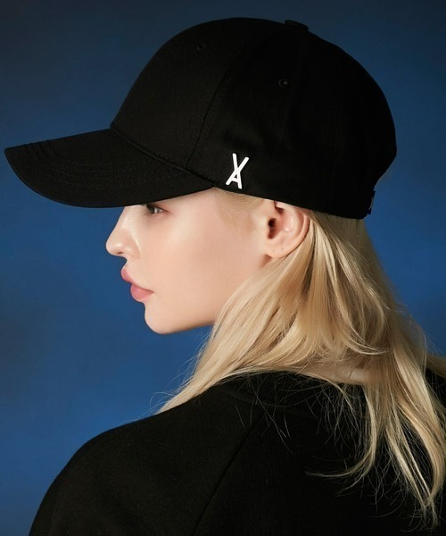 VARZAR(バザール)の「VARZAR(バザール)/Stud logo over fit ball cap/スタッズ ロゴ オーバーフィット ベースボール キャップ(キャップ・レディース・ネイビー/ベージュ/ブラック/ホワイト・FREE)」の1枚目の写真