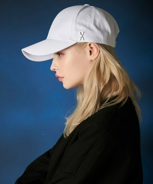 VARZAR(バザール)の「VARZAR(バザール)/Stud logo over fit ball cap/スタッズ ロゴ オーバーフィット ベースボール キャップ(キャップ・レディース・ネイビー/ベージュ/ブラック/ホワイト・FREE)」の12枚目の写真