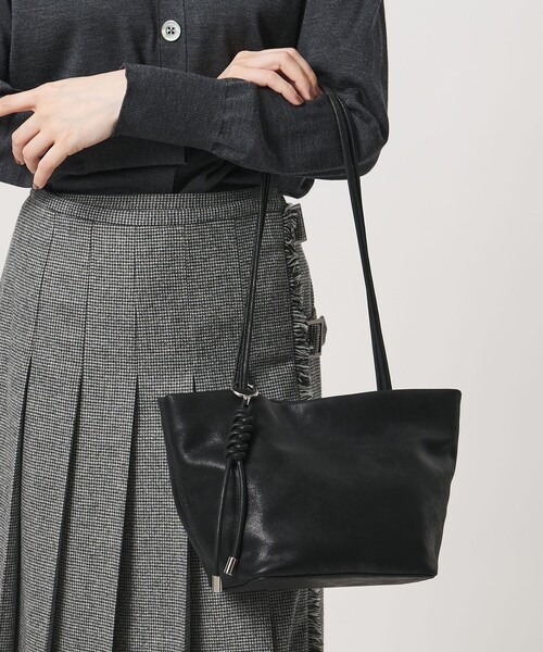 UNITED ARROWS(ユナイテッドアローズ)の「ロングハンドル トートバッグ(トートバッグ・レディース・ブラック/ブラウン・FREE)」の2枚目の写真