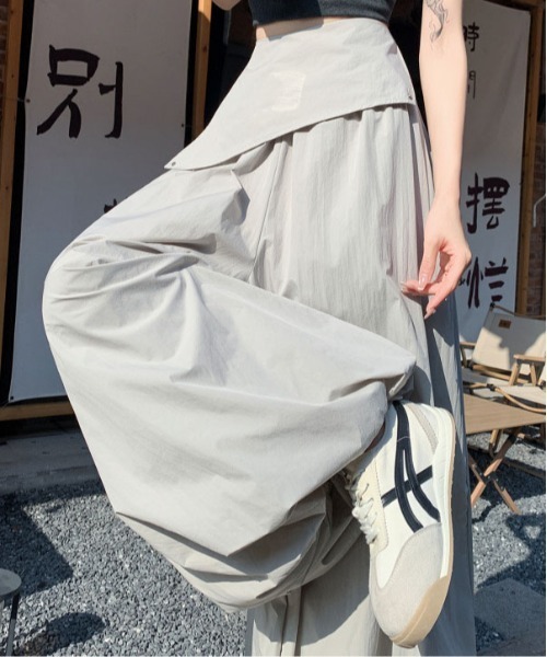 &soiree(アンドソワレ)の「ウエストレイヤードバルーンワイドパンツ(その他パンツ・レディース・ブラック/グレー/ホワイト・SMALL/MEDIUM/LARGE/X-LARGE)」の6枚目の写真