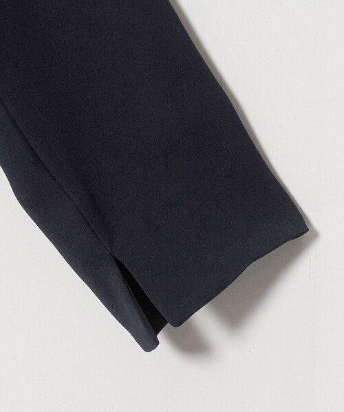 A DAY IN THE LIFE UNITED ARROWS(アデイインザライフユナイテッドアローズ)の「ダブルクロス Vネックジャケット ‐セットアップ対応・ウォッシャブル‐<A DAY IN THE LIFE>(ノーカラージャケット・レディース・ネイビー/ブラック/ダークグレー・38/40/36)」の9枚目の写真